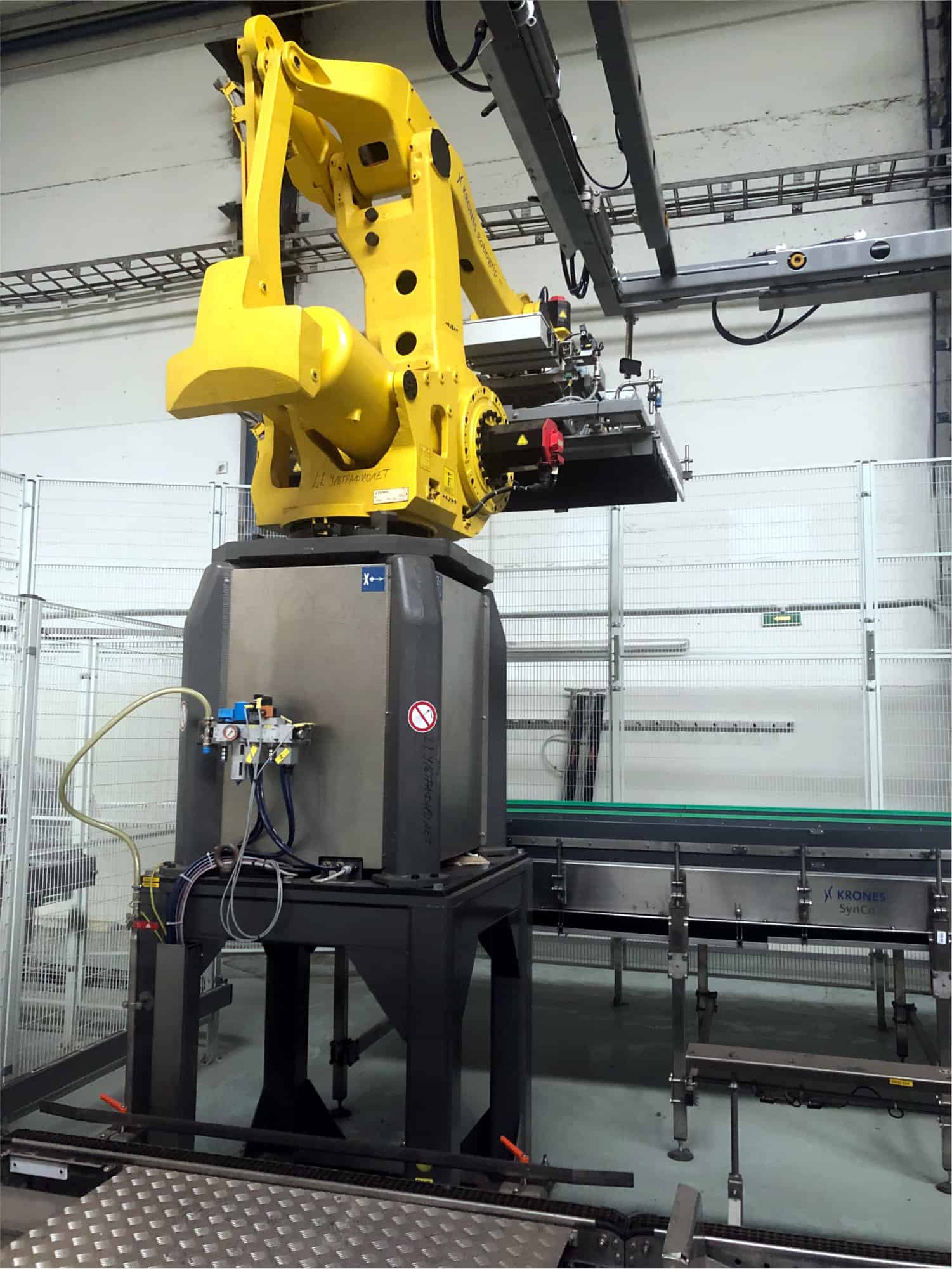 Accessories of Krones non-returnable glass line
