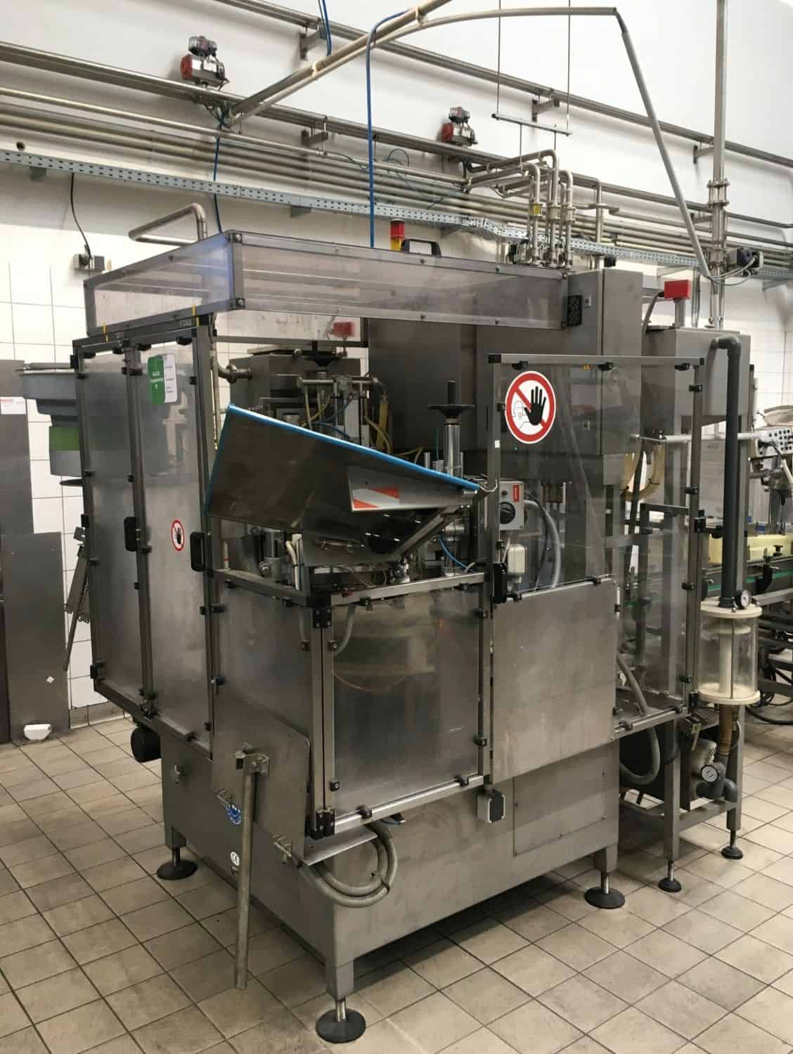 Left view of ALWID KRONE – 6HV – 6NV
